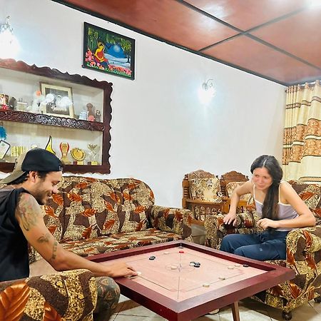 Grand Refuge Holiday Rooms Анурадхапура Екстериор снимка