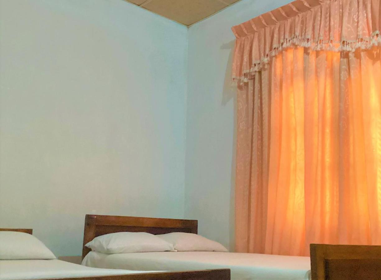 Grand Refuge Holiday Rooms Анурадхапура Екстериор снимка