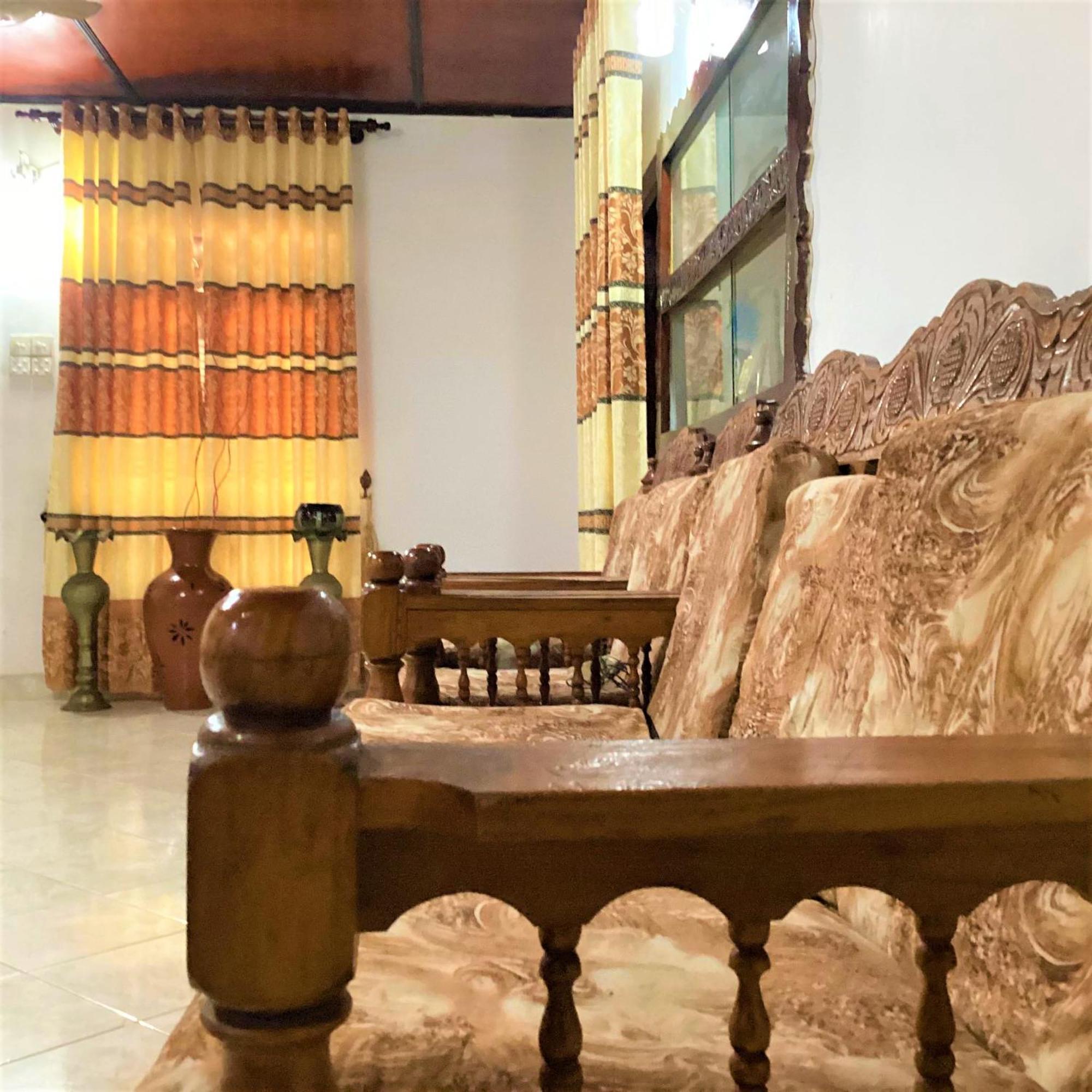Grand Refuge Holiday Rooms Анурадхапура Екстериор снимка